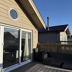 The Dog House On The Meadows, The Bay Filey, Enclosed Deck, 2 Bedrooms With Ensuites, 2 Dogs Welcome Файли